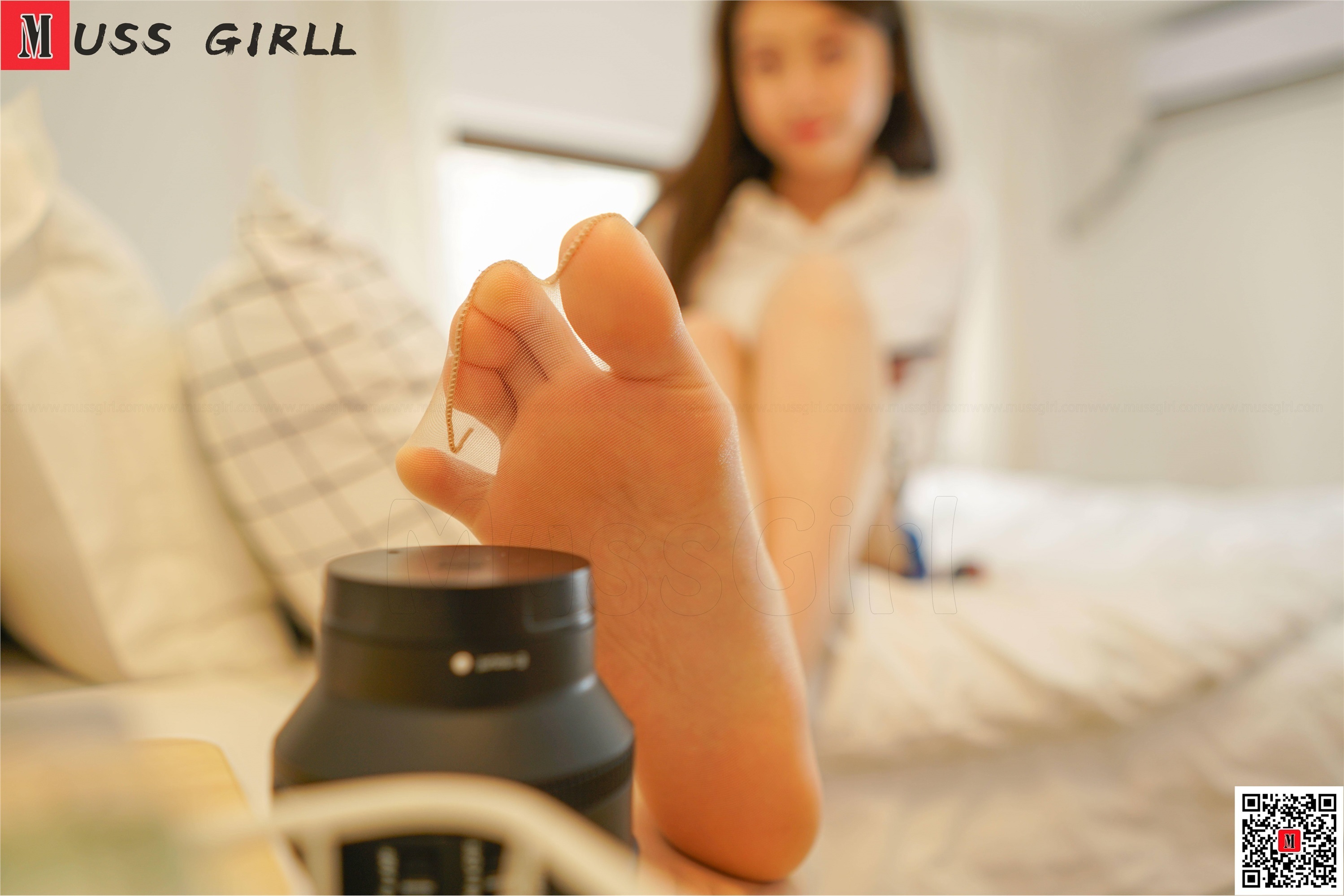 MussGirl慕丝女郎  NO.176 床上薄丝